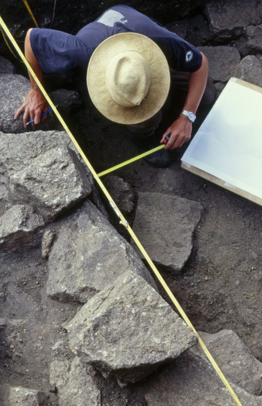 Academic and Senior Research Staff School of Archaeology