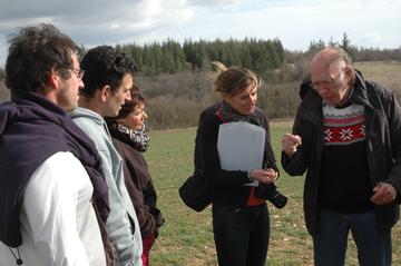 Dsc Looking at arable weeds