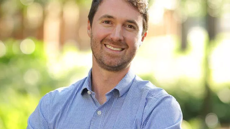 Headshot of Andrew